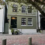 In Apartmán *